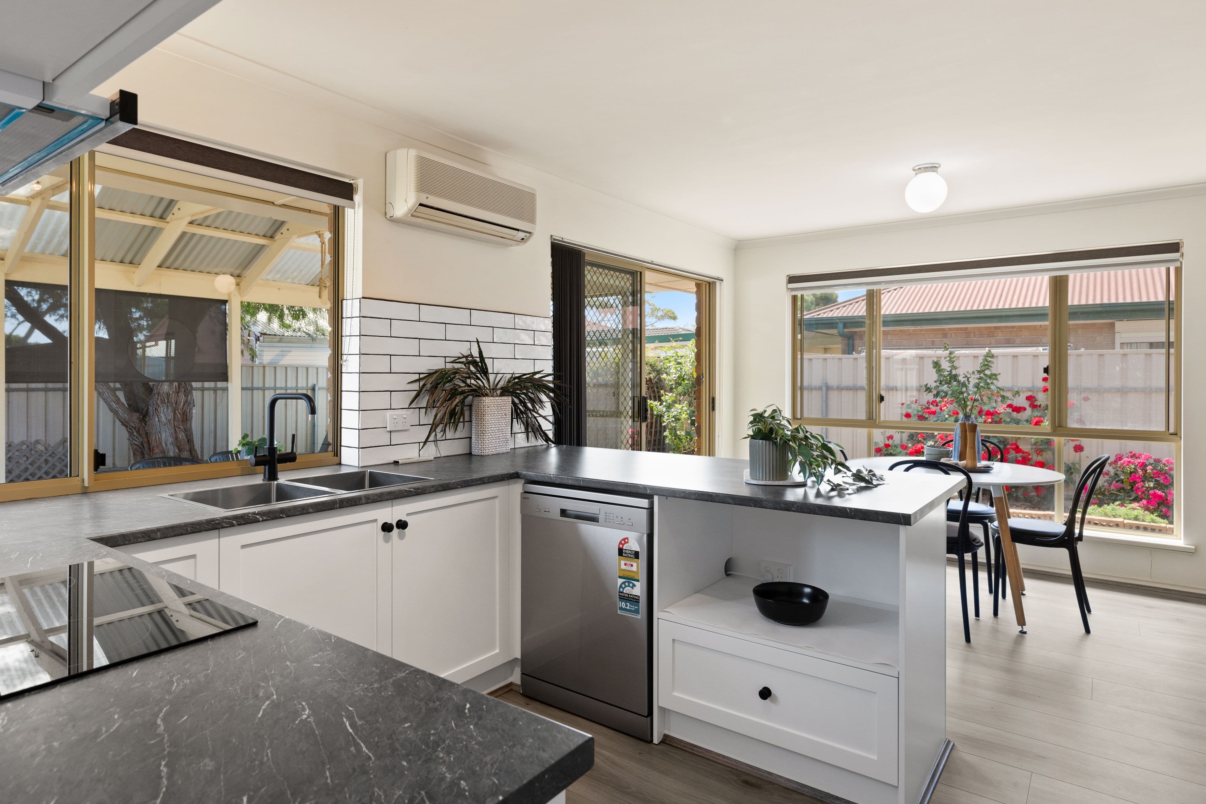 5 Poplar Walk, Seaford SA 5169, Seaford - Thumbnail 4