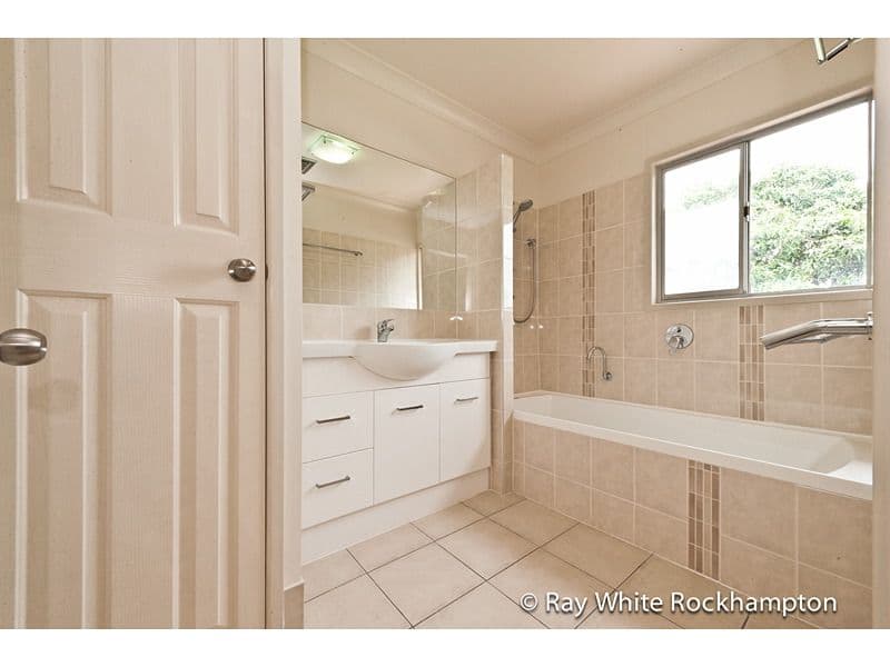 392 Rockonia Road, KOONGAL QLD 4701, Koongal - Thumbnail 8