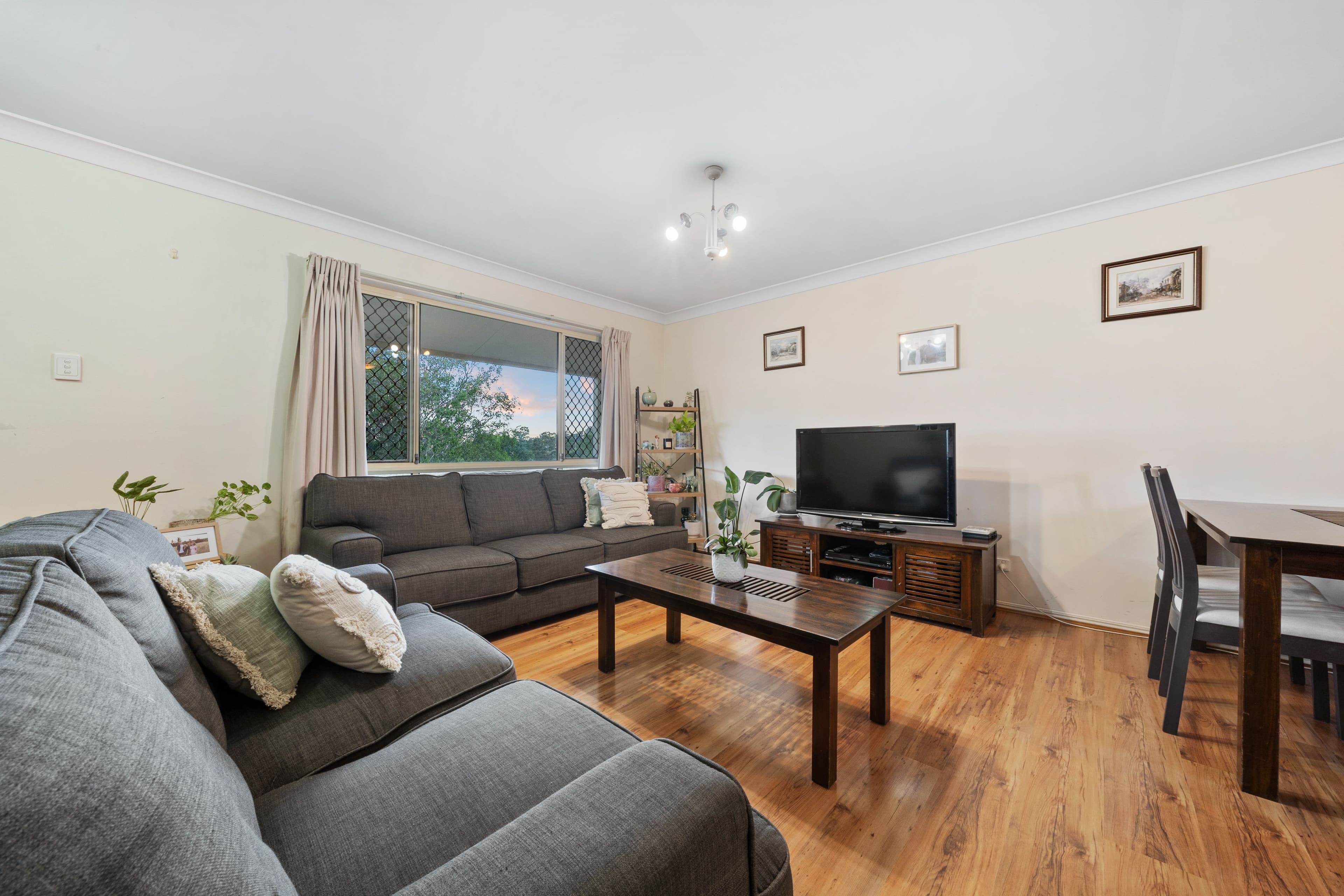 8 Bou Court, Edens Landing QLD 4207, Edens Landing - Thumbnail 3