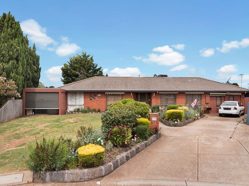 5 Howe Court, Melton South VIC 3338, Melton South - Image 1