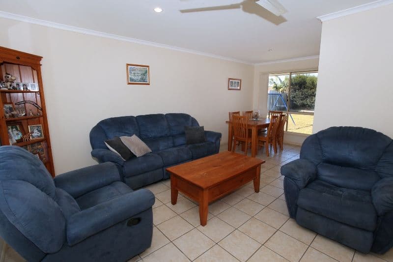 8 Parkville Street, SIPPY DOWNS QLD 4556, Sippy Downs - Thumbnail 4