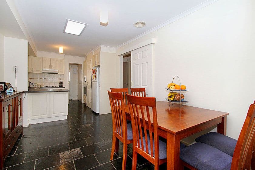 34 Romano Avenue, MILL PARK VIC 3082, Mill Park - Thumbnail 3