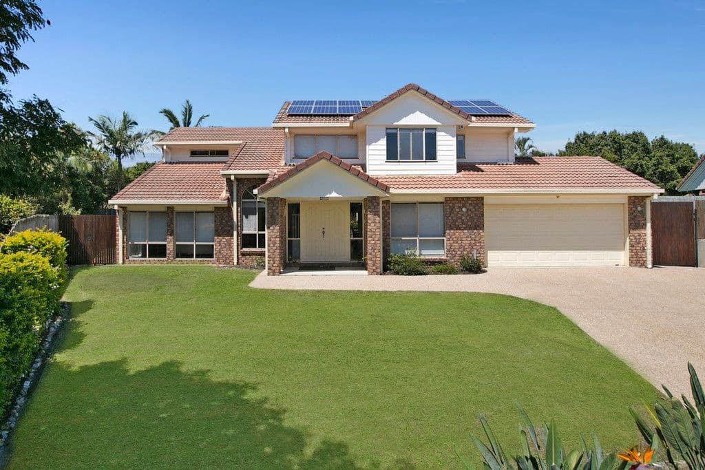 57 Holborn Crescent, Carindale QLD 4152, Carindale - Thumbnail 2