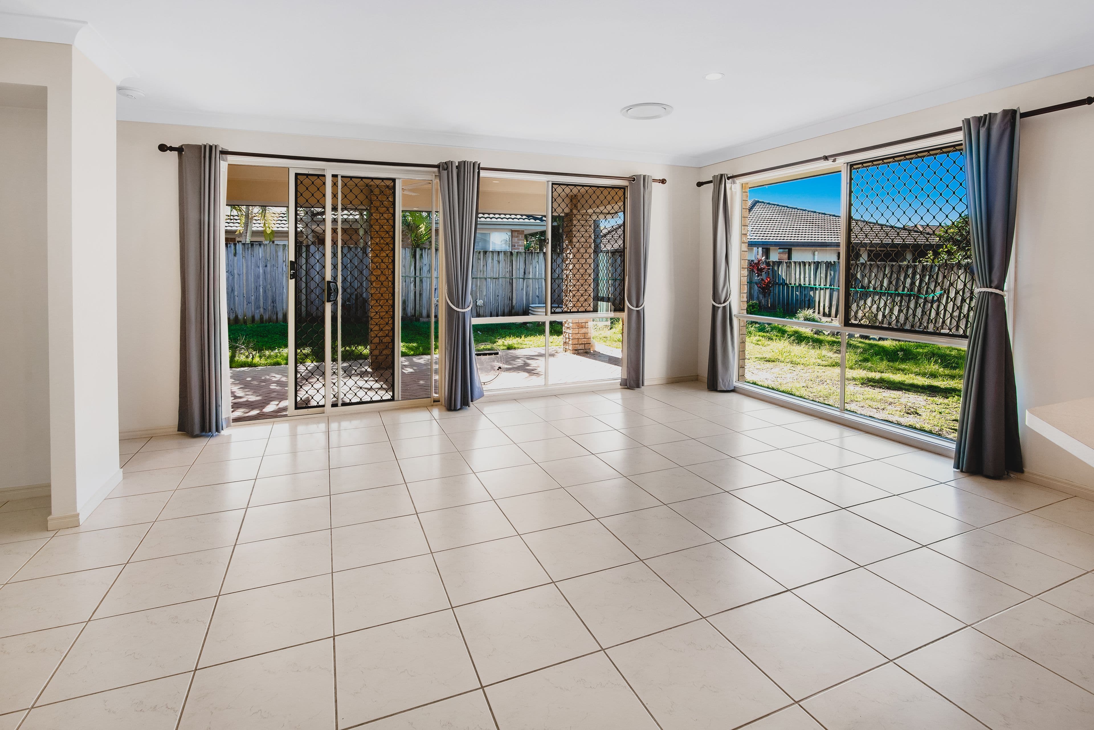 6 Monarch Avenue, Upper Coomera QLD 4209, Upper Coomera - Thumbnail 3