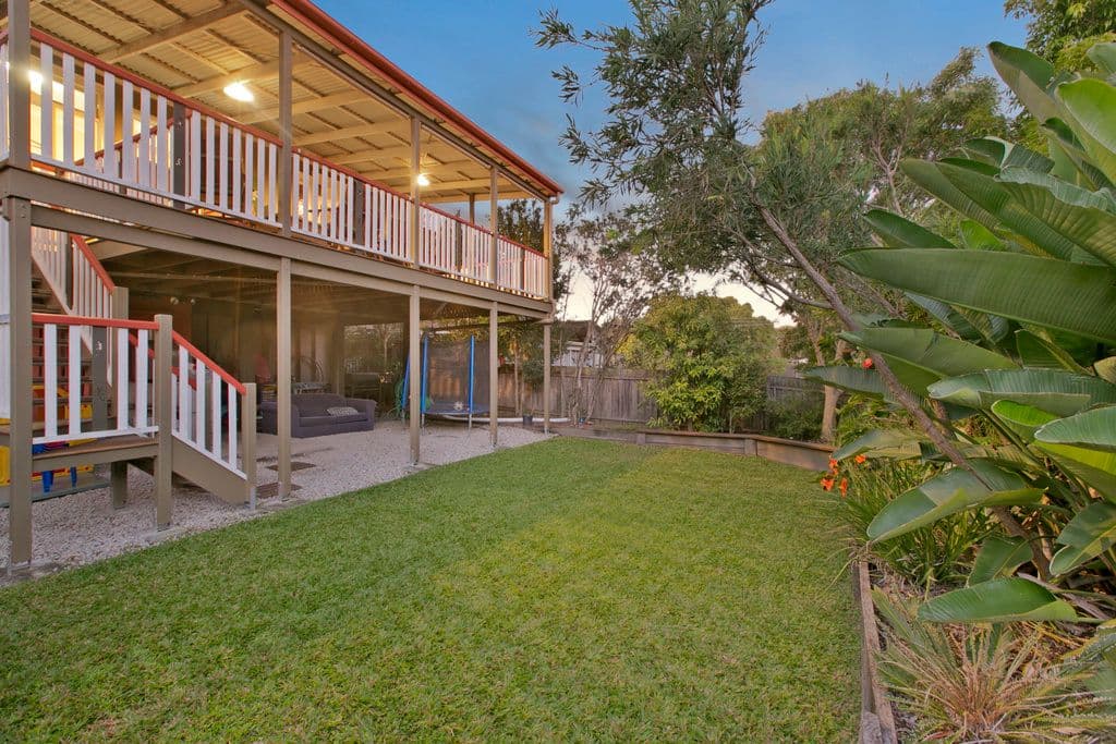 825 Cavendish Road, Holland Park QLD 4121, Holland Park - Thumbnail 3