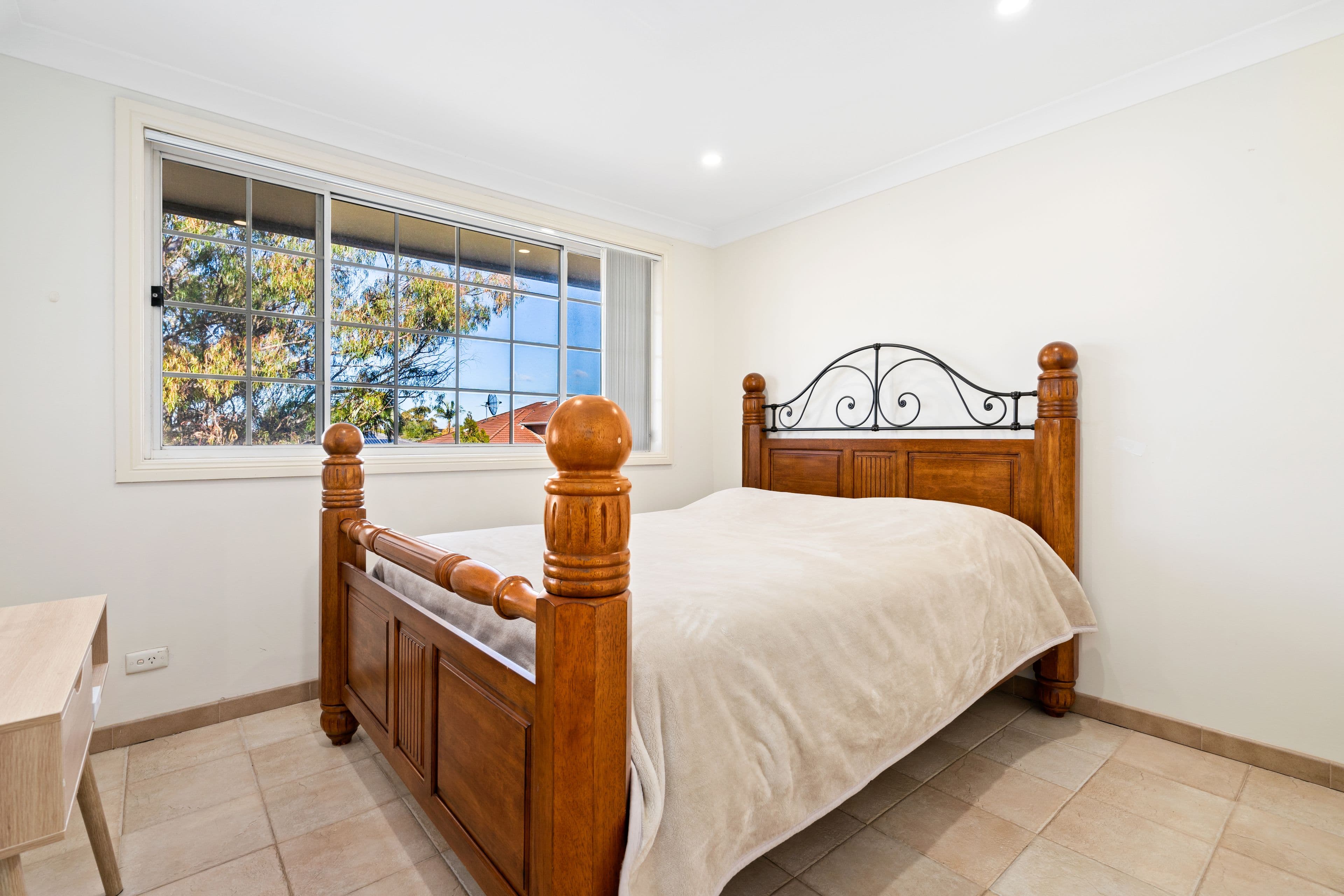 64 Flinders Crescent, Hinchinbrook NSW 2168, Hinchinbrook - Thumbnail 7