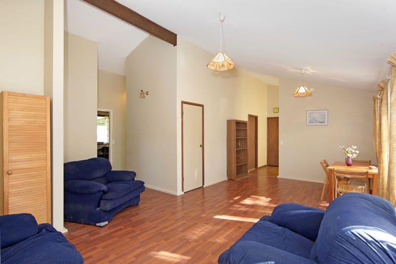64 Albatross Road, BERKELEY VALE NSW 2261, Berkeley Vale - Thumbnail 4