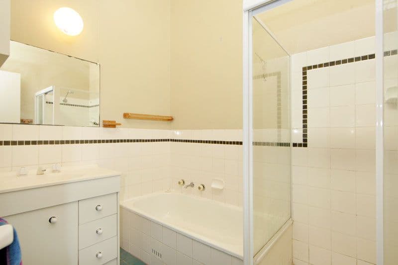 64 Albatross Road, BERKELEY VALE NSW 2261, Berkeley Vale - Thumbnail 7