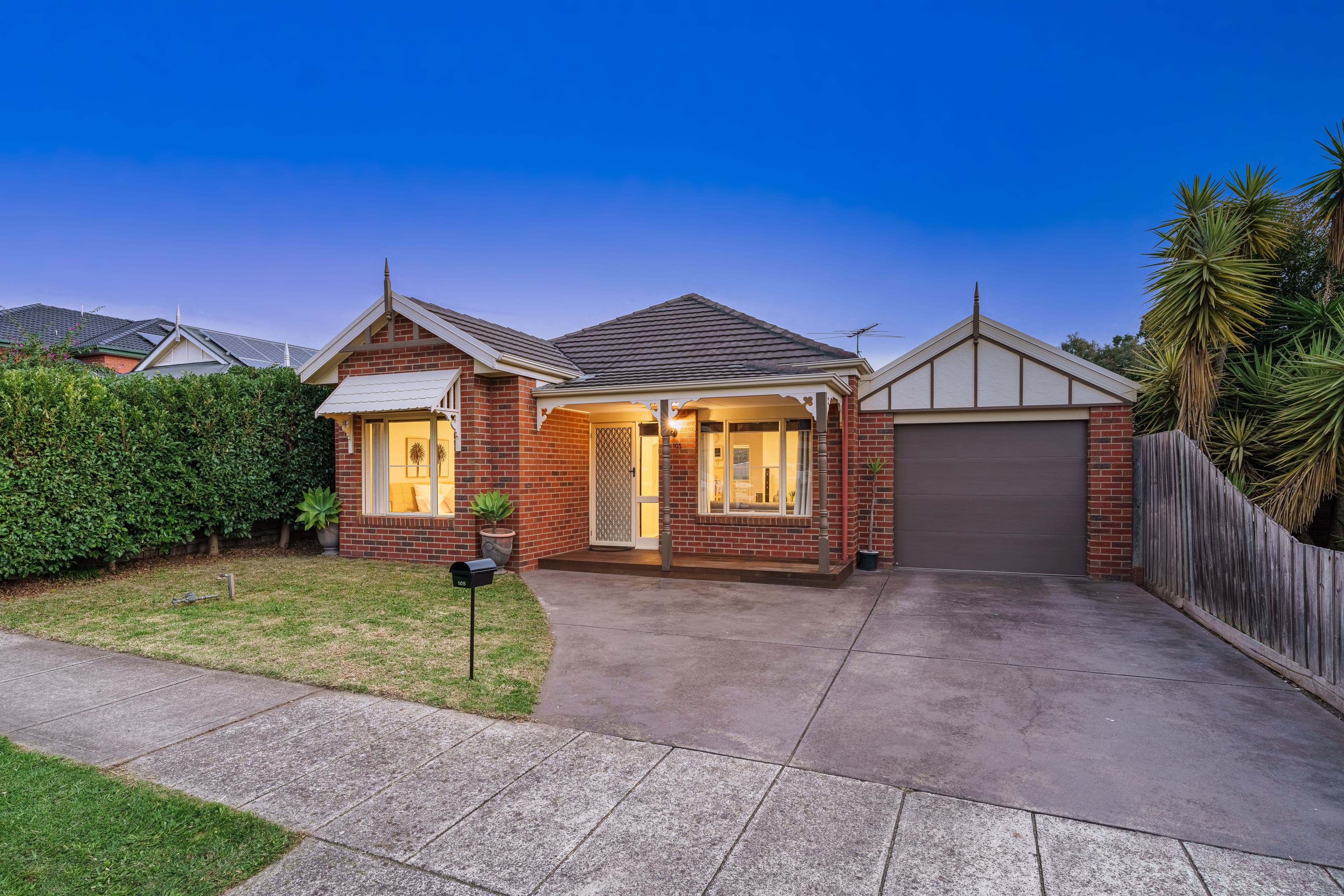 105 Hutchinson Drive, Lynbrook VIC 3975, Lynbrook - Image 1