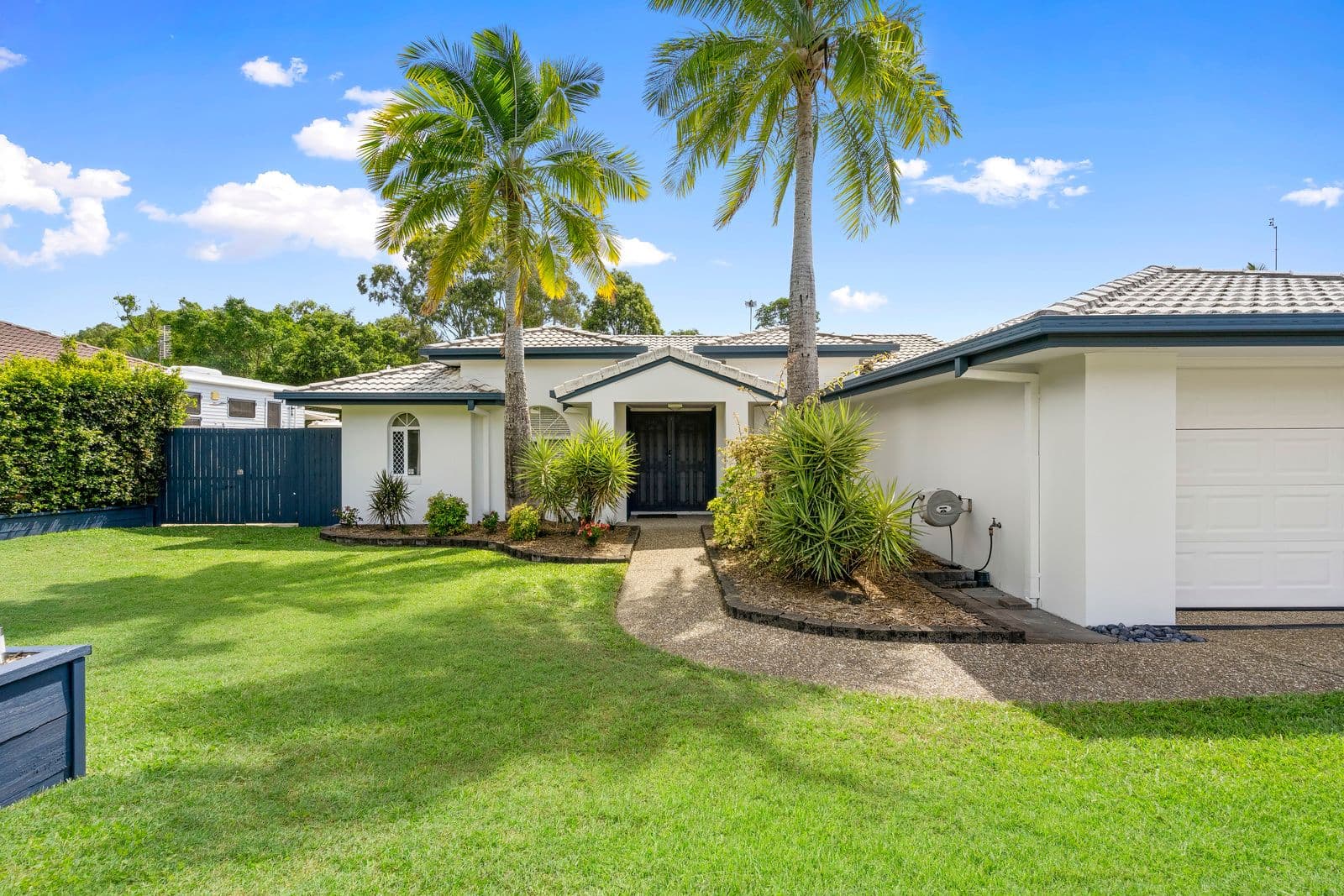 23 Driftwood Place, Parkwood QLD 4214, Parkwood - Thumbnail 2