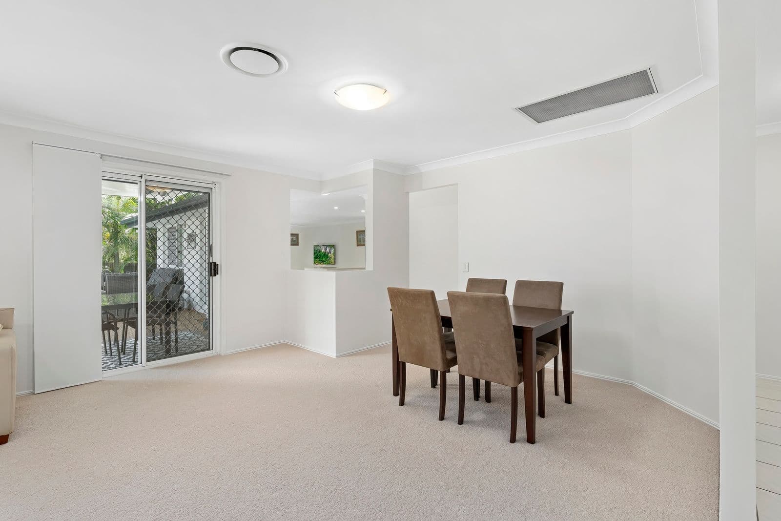 23 Driftwood Place, Parkwood QLD 4214, Parkwood - Thumbnail 5