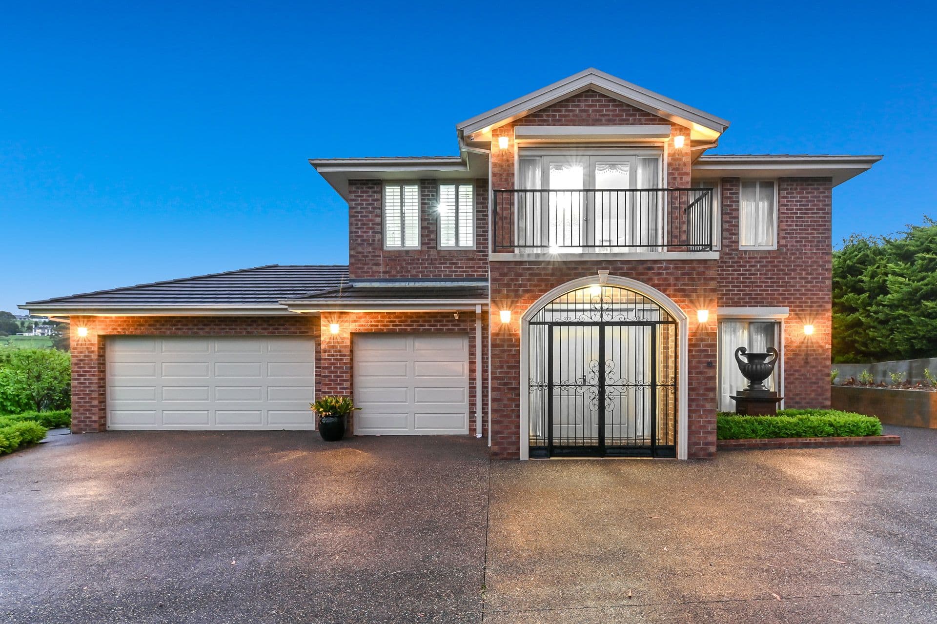 2 Jack Robbie Court, Narre Warren North VIC 3804, Narre Warren North - Thumbnail 2