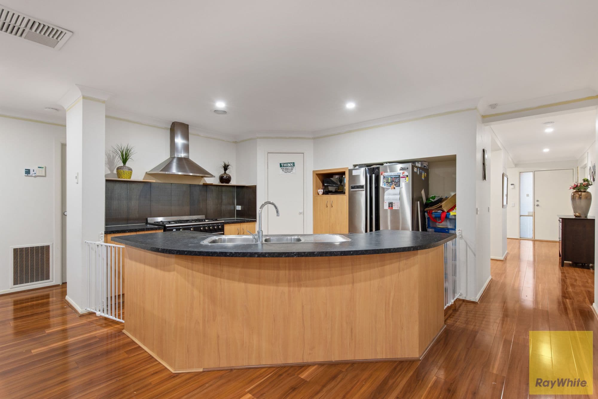 11 Abbington Drive, Truganina VIC 3029, Truganina - Thumbnail 6