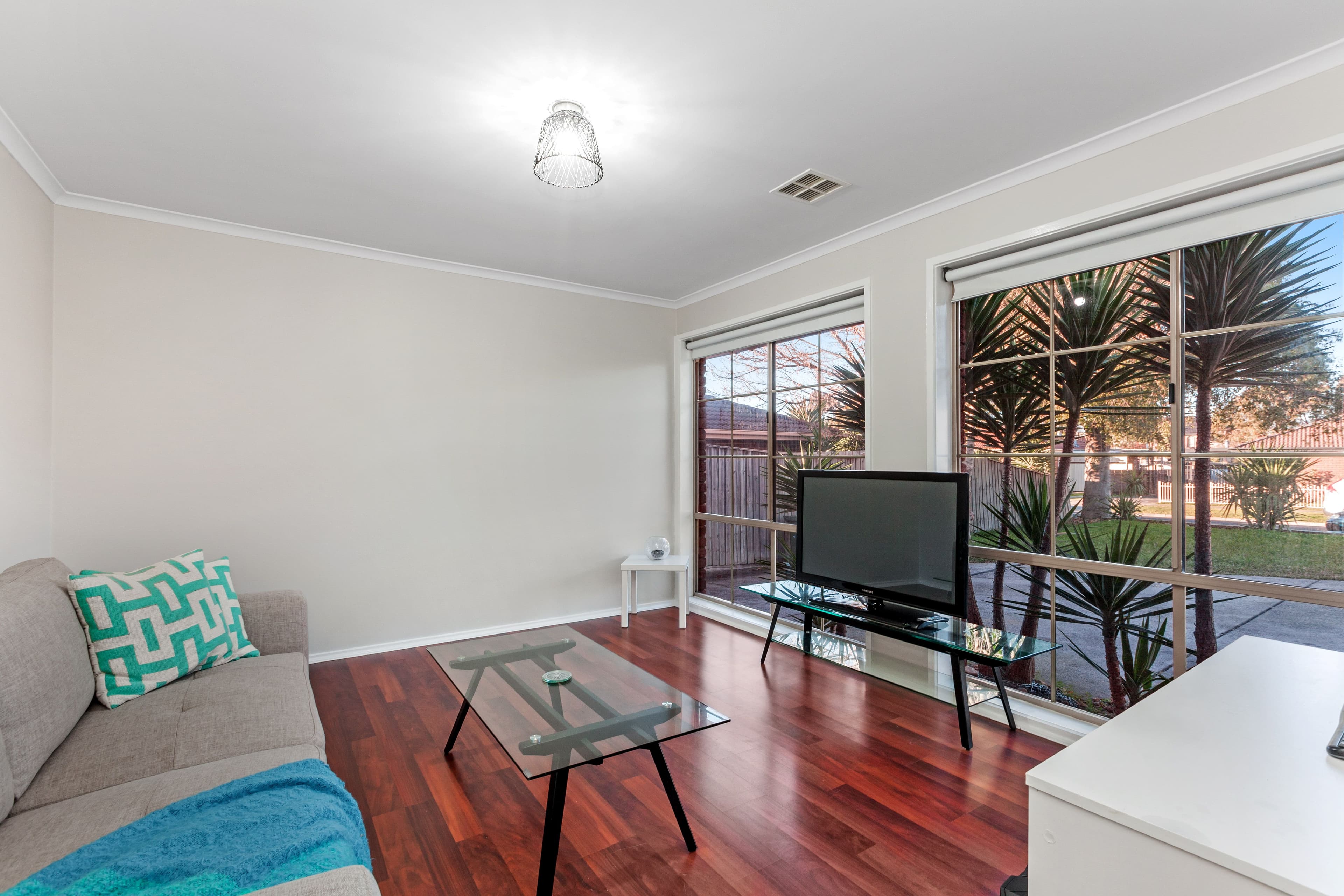 14 Jasmine Drive, Mill Park VIC 3082, Mill Park - Thumbnail 2