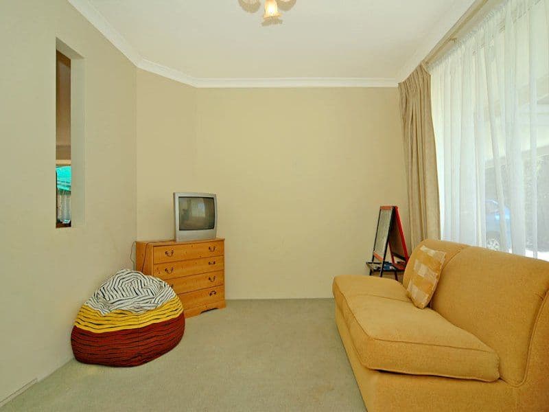 12 Chungking Grove, STRATTON WA 6056, Stratton - Thumbnail 4