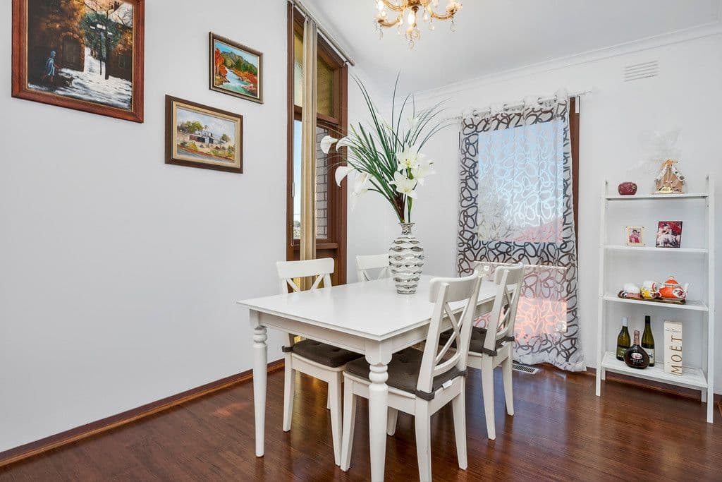 5 Finch Street, Doncaster East VIC 3109, Doncaster East - Thumbnail 4