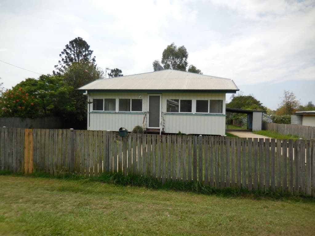 21 Greenview Road, Wondai QLD 4606, Wondai - Image 1