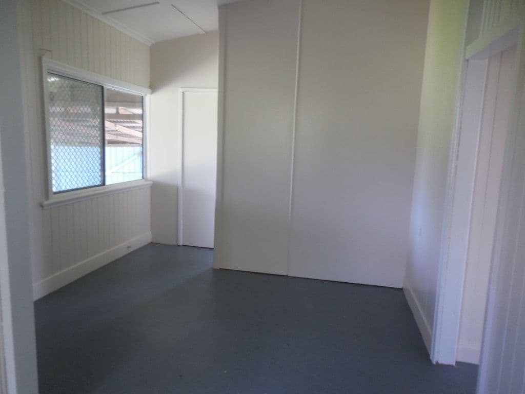 21 Greenview Road, Wondai QLD 4606, Wondai - Thumbnail 3