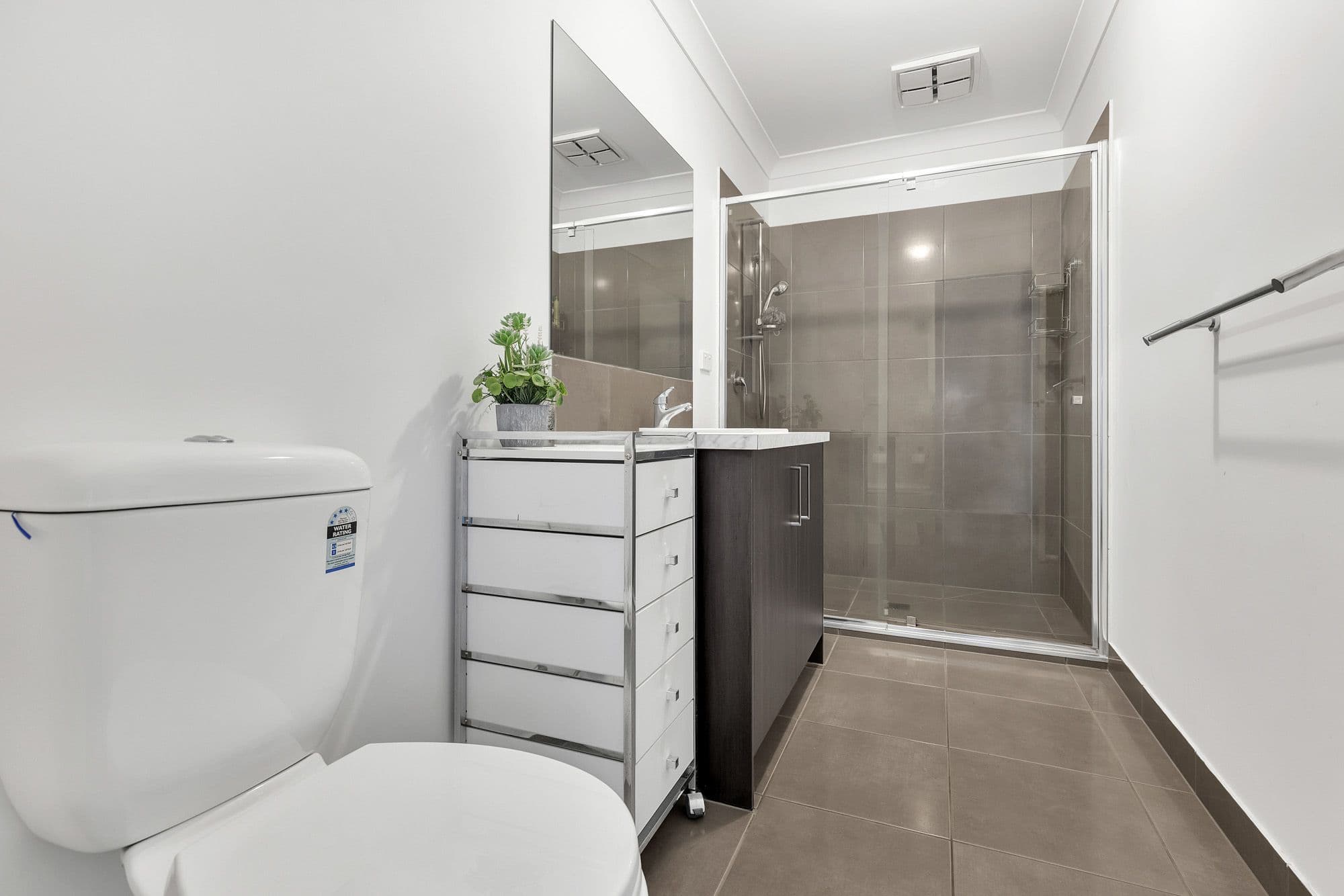 14 Treeve Parkway, Werribee VIC 3030, Werribee - Thumbnail 8