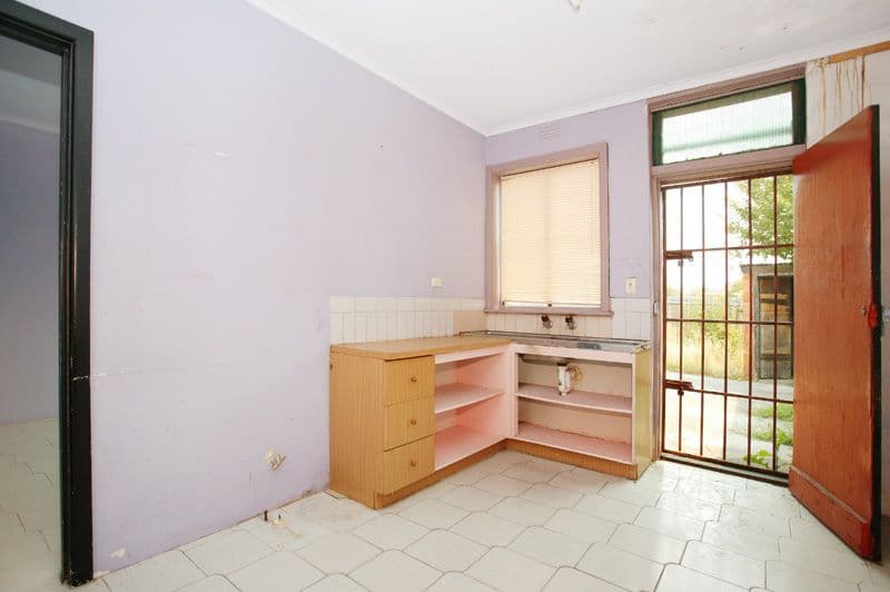5 Roff Street, RESERVOIR VIC 3073, Reservoir - Thumbnail 3