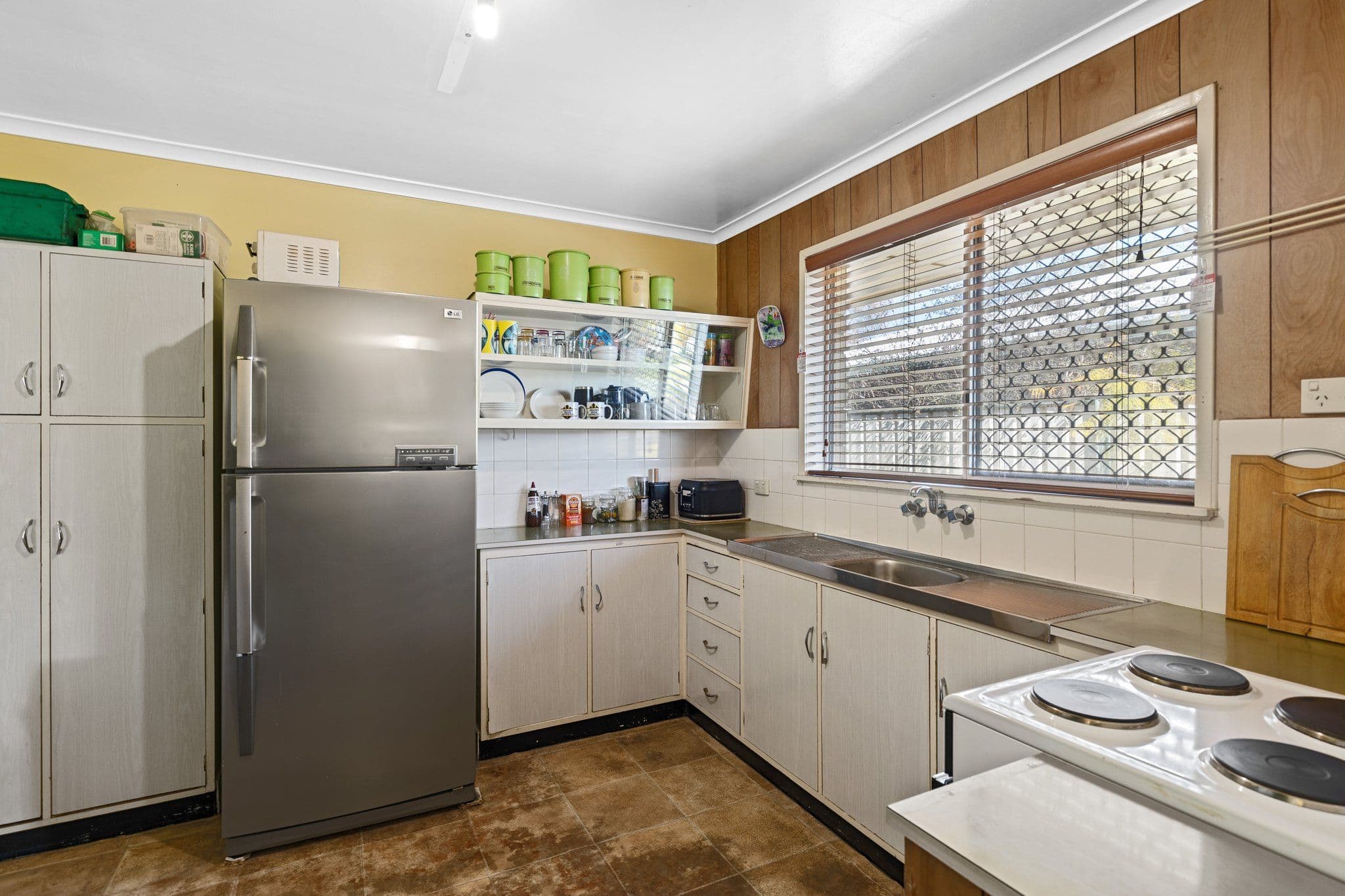 138 Marsden Road, Kallangur QLD 4503, Kallangur - Thumbnail 2