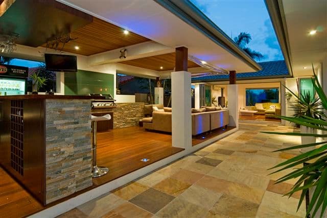 11 Magellan Avenue, HOLLYWELL QLD 4216, Hollywell - Image 1