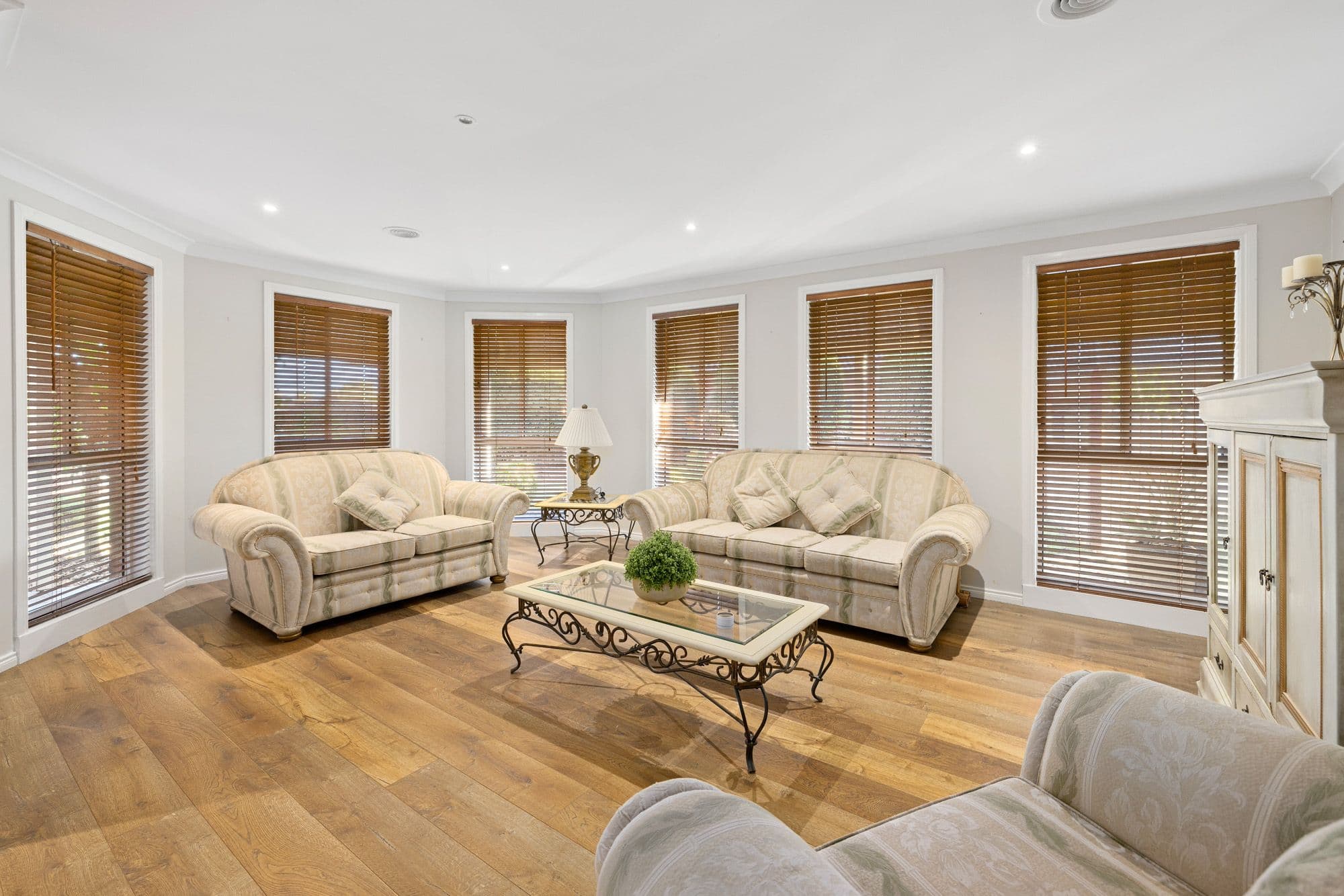 15 Golden Ash Grove, Hoppers Crossing VIC 3029, Hoppers Crossing - Thumbnail 3