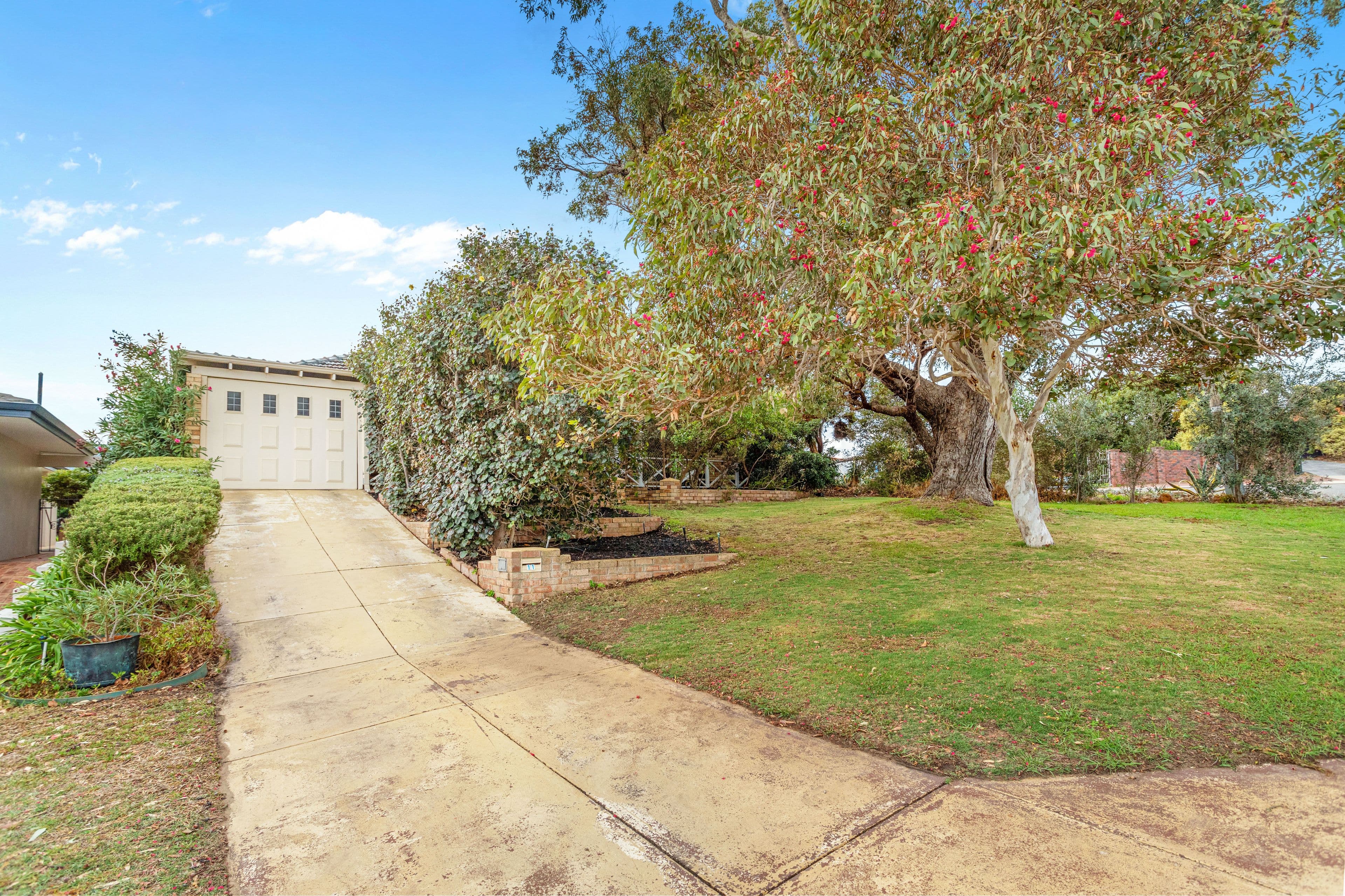 11 Garland Way, Trigg WA 6029, Trigg - Thumbnail 3