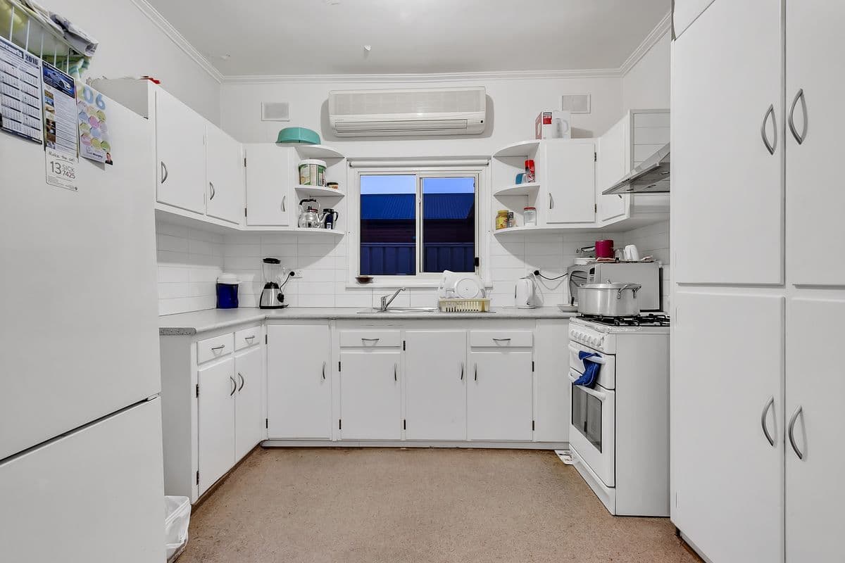 12 Seaview Grove, Blair Athol SA 5084, Blair Athol - Thumbnail 5