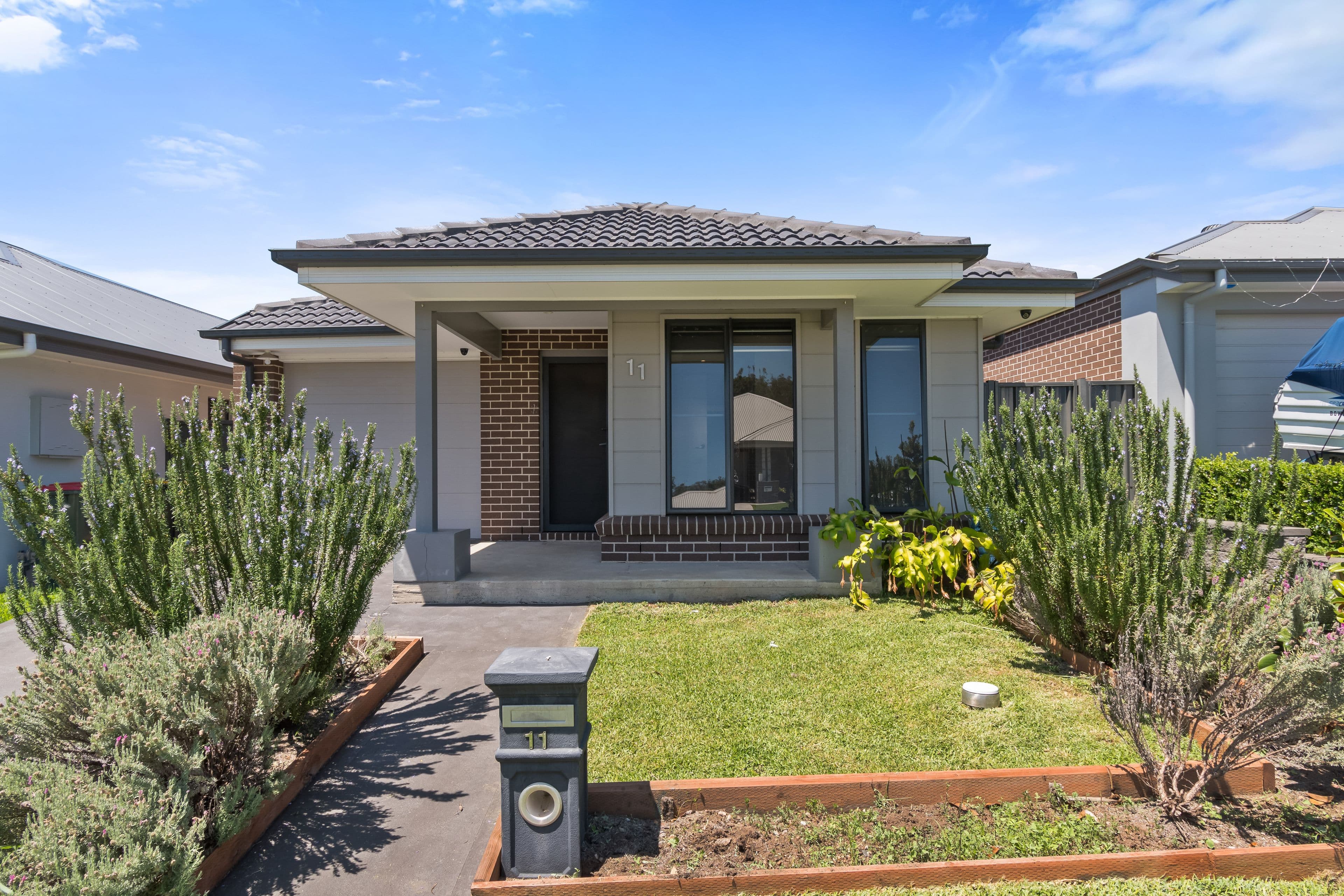 11 Bottlebrush Drive, Calderwood NSW 2527, Calderwood - Image 1