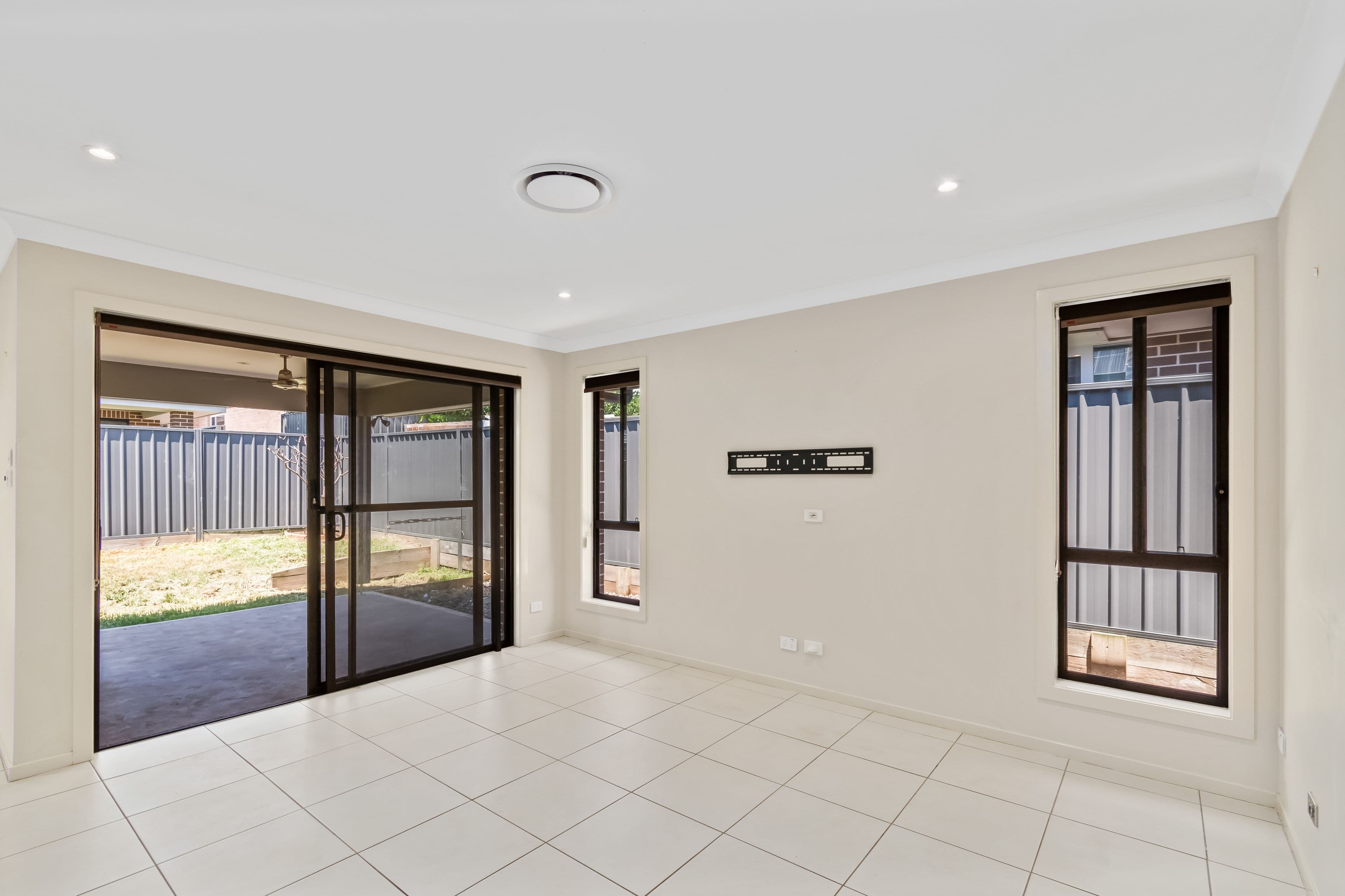 11 Bottlebrush Drive, Calderwood NSW 2527, Calderwood - Thumbnail 2