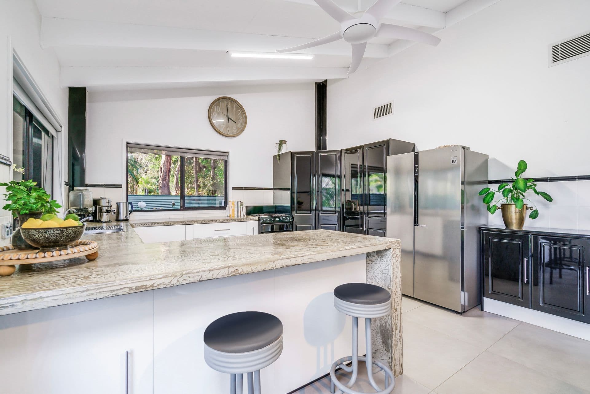 8 Flaminia Street, Currumbin Waters QLD 4223, Currumbin Waters - Thumbnail 5