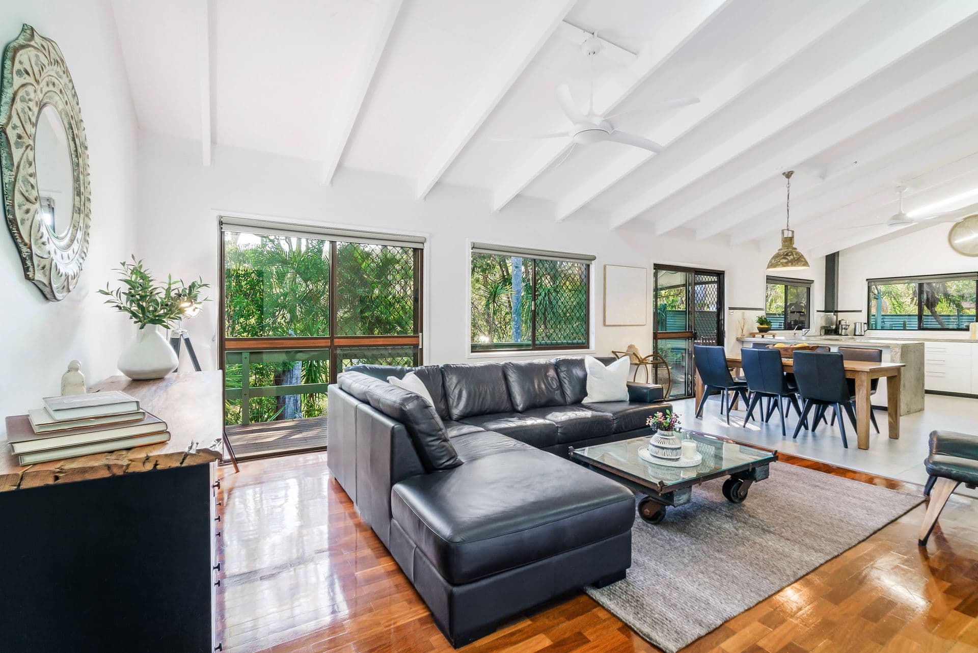 8 Flaminia Street, Currumbin Waters QLD 4223, Currumbin Waters - Thumbnail 6