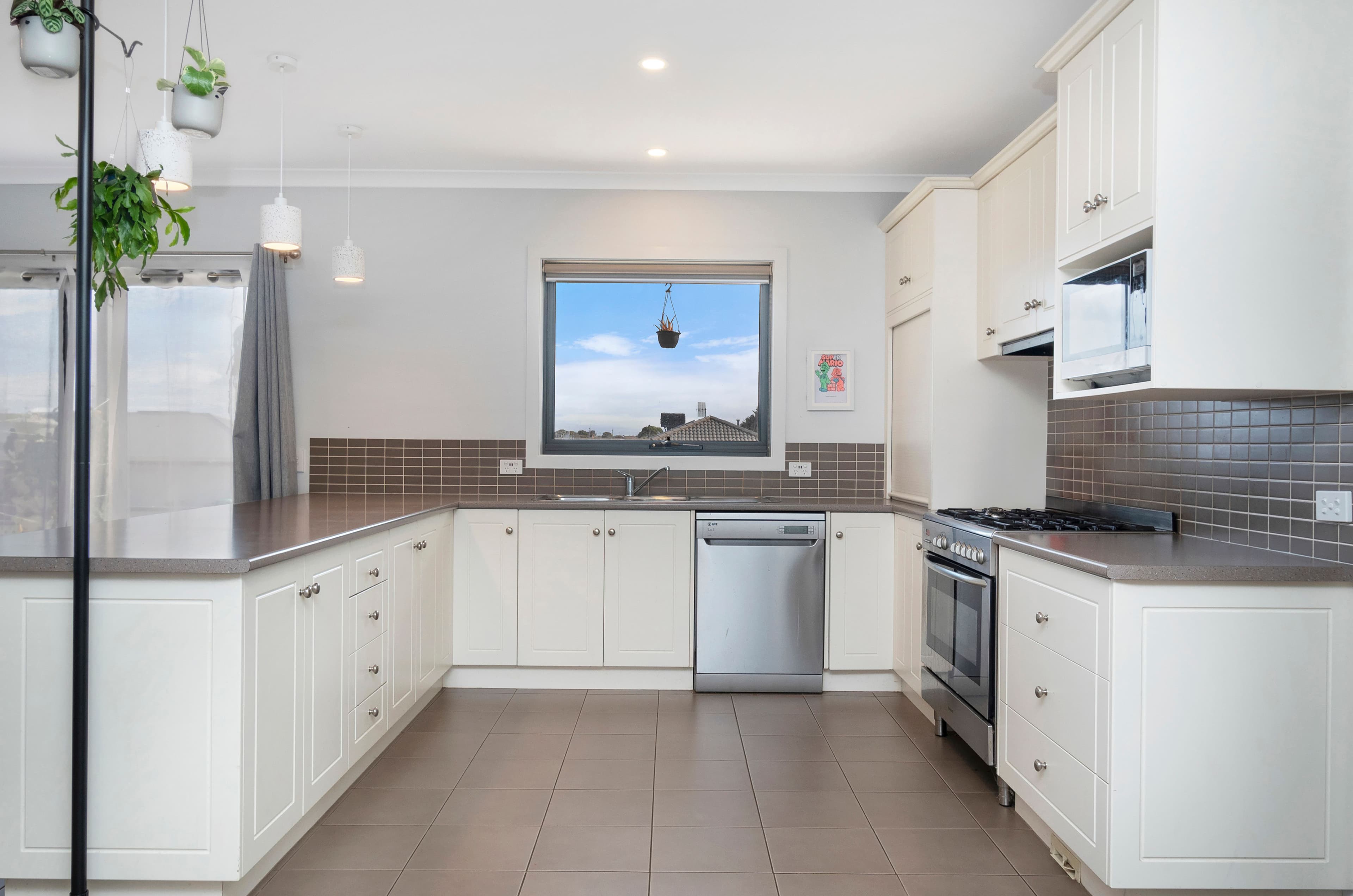 8 Singleton Court, Warrnambool VIC 3280, Warrnambool - Thumbnail 4