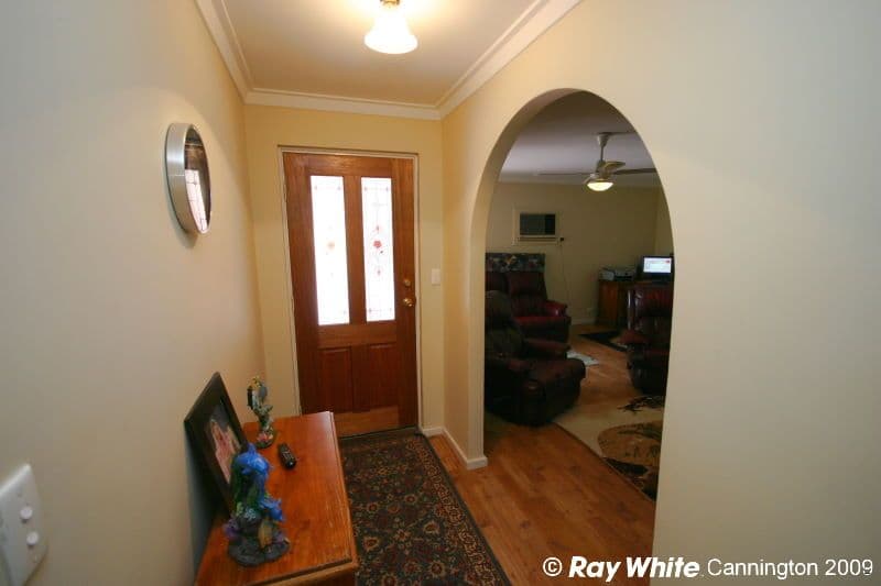 10 Elkhorn Street, EAST CANNINGTON WA 6107, East Cannington - Thumbnail 4