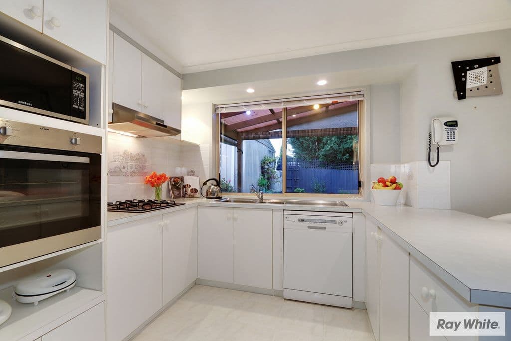 11 MANIFOLD Court, CROYDON SOUTH VIC 3136, Croydon South - Thumbnail 4