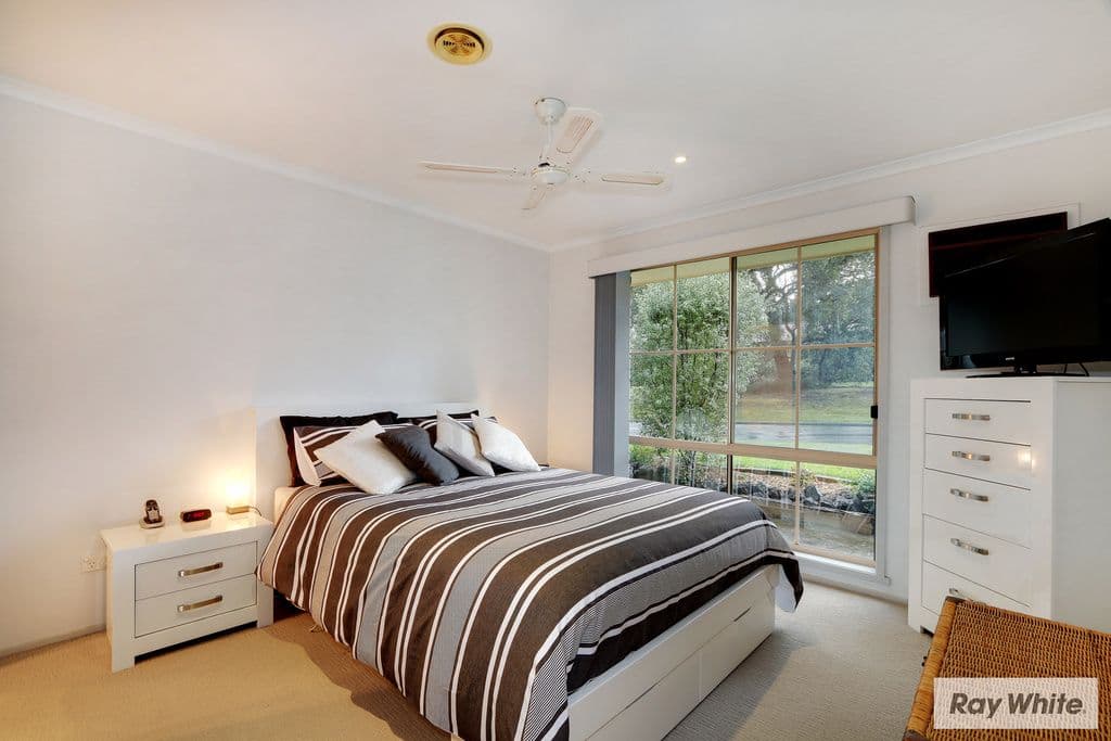 11 MANIFOLD Court, CROYDON SOUTH VIC 3136, Croydon South - Thumbnail 6