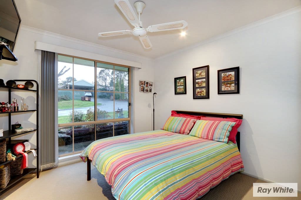 11 MANIFOLD Court, CROYDON SOUTH VIC 3136, Croydon South - Thumbnail 8