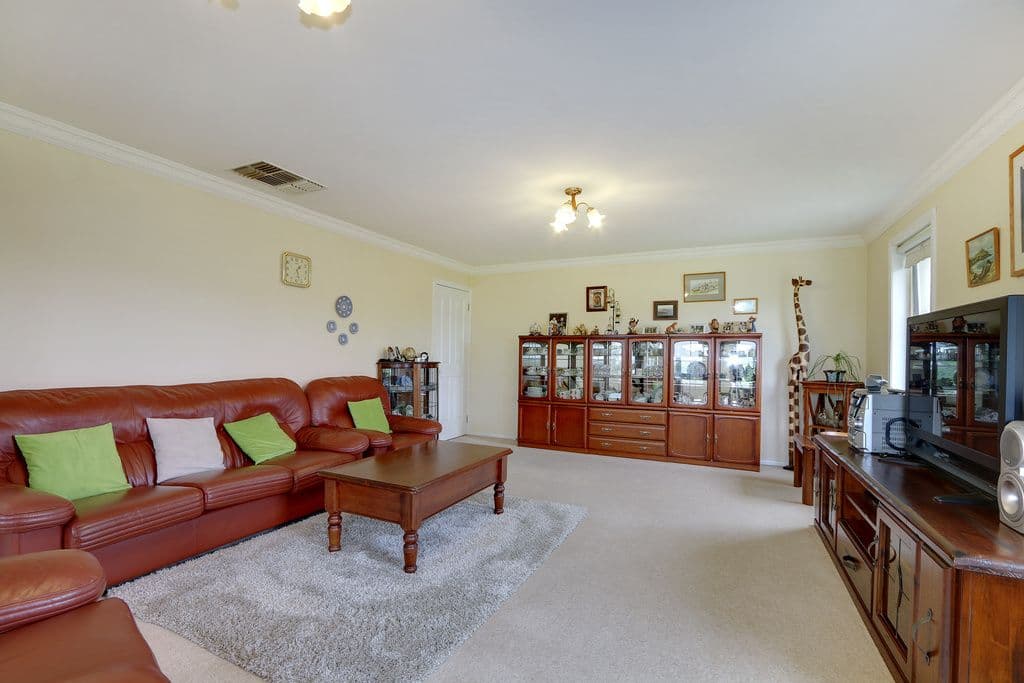 2-4 Billanook Way, Chirnside Park VIC 3116, Chirnside Park - Thumbnail 3