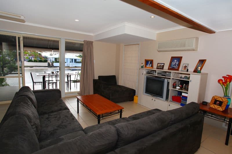 16 Broadmeadows Road, MAROOCHYDORE QLD 4558, Maroochydore - Thumbnail 6