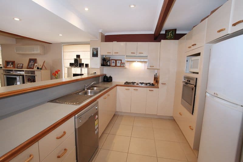 16 Broadmeadows Road, MAROOCHYDORE QLD 4558, Maroochydore - Thumbnail 8
