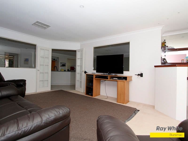14 Hensley Loop, LANDSDALE WA 6065, Landsdale - Thumbnail 8