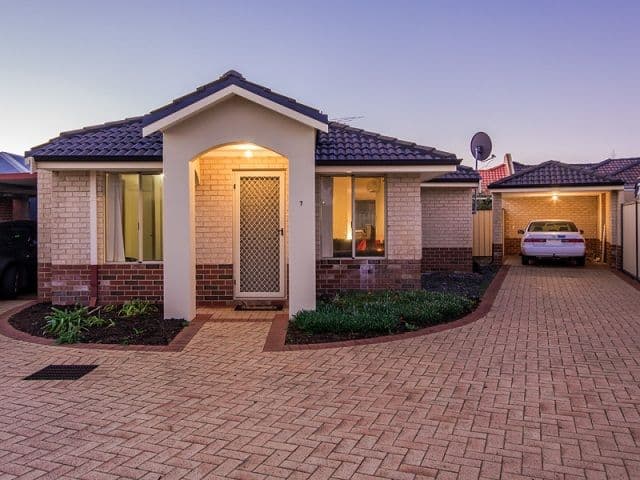 55 Moreton Crescent, WARNBRO WA 6169, Warnbro - Image 1