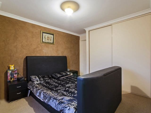 55 Moreton Crescent, WARNBRO WA 6169, Warnbro - Thumbnail 3
