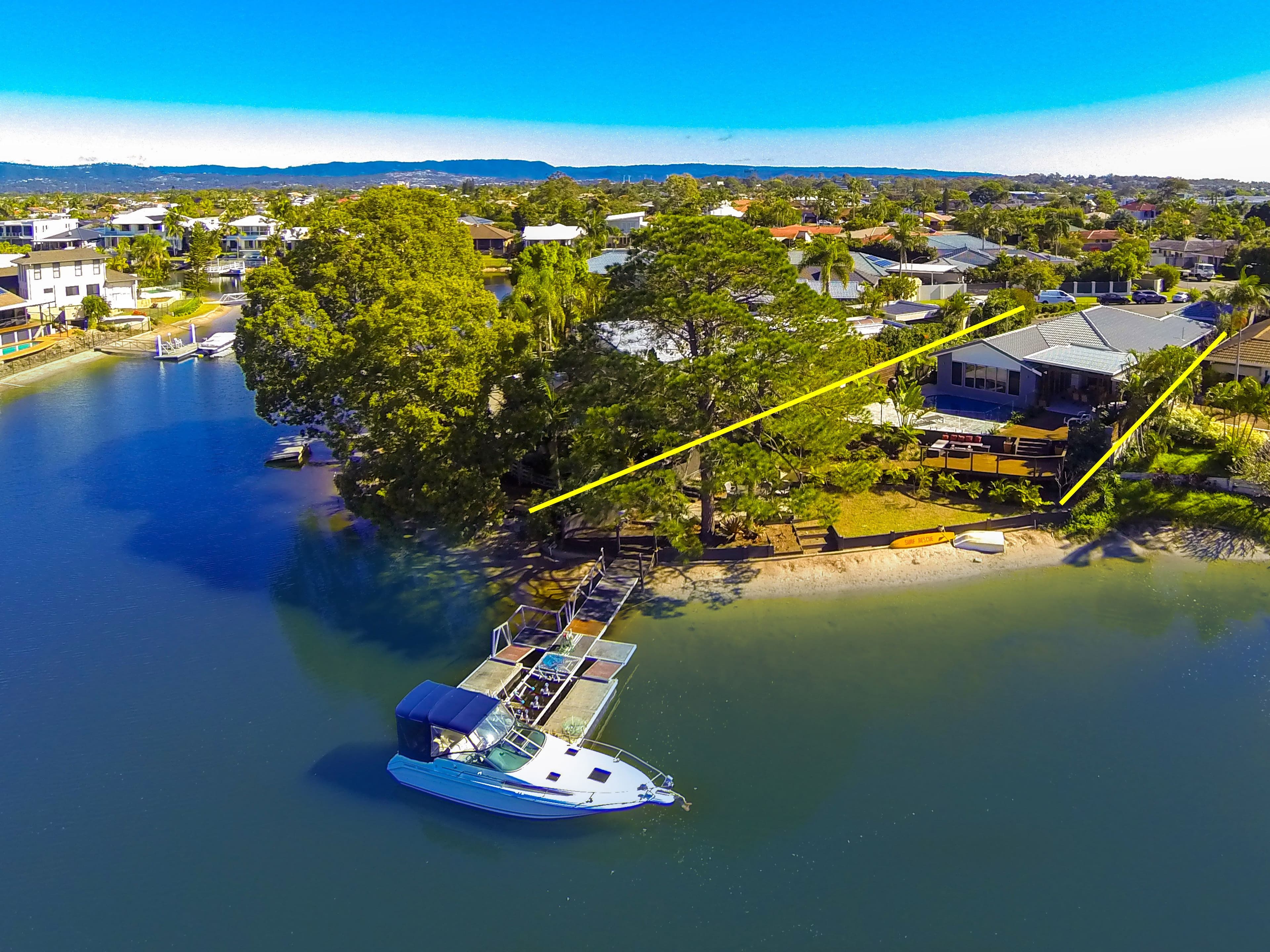 2 Laurel Court, Sorrento QLD 4217, Sorrento - Thumbnail 2