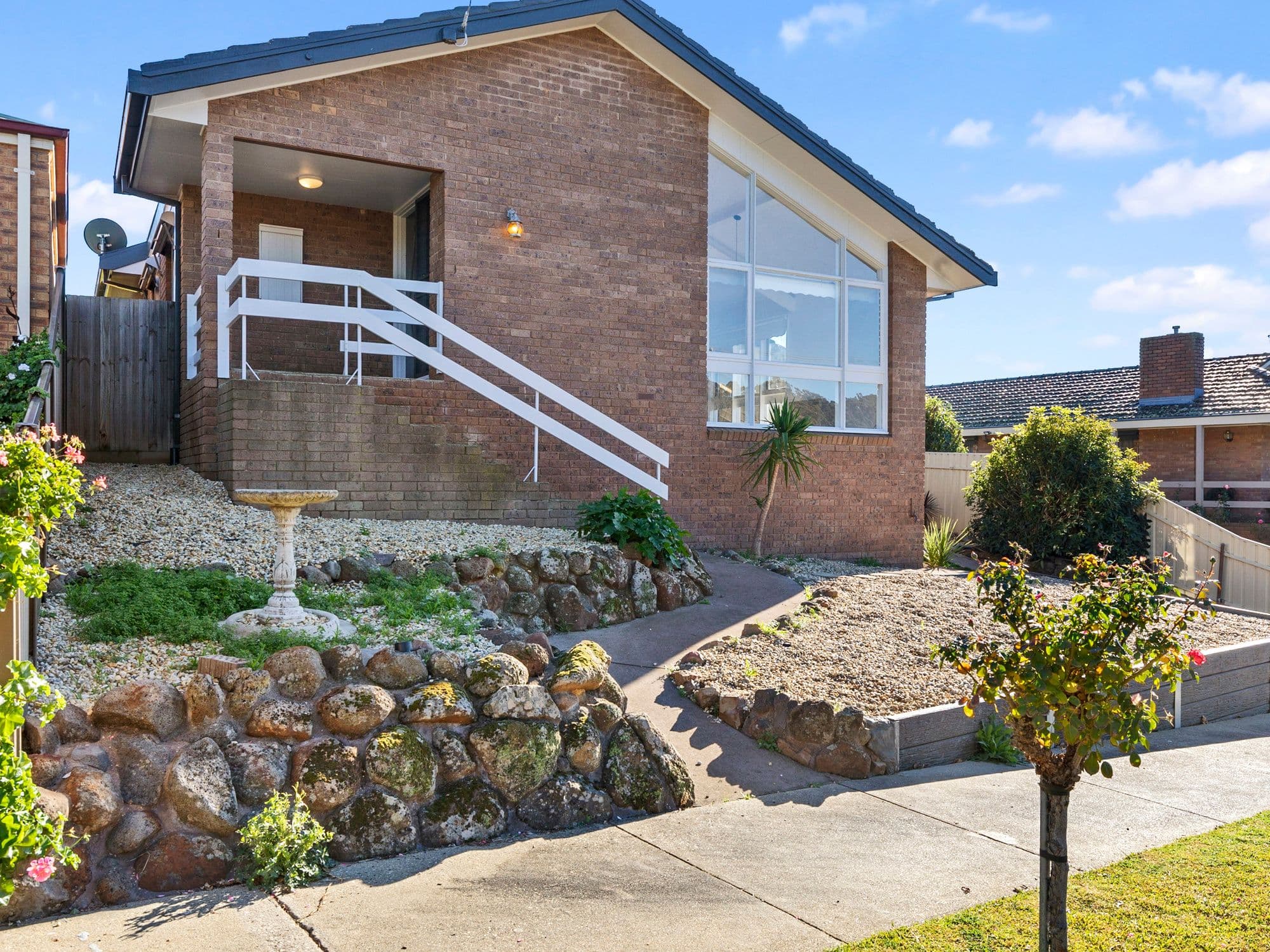 10 Priestley Crescent, Seymour VIC 3660, Seymour - Image 1
