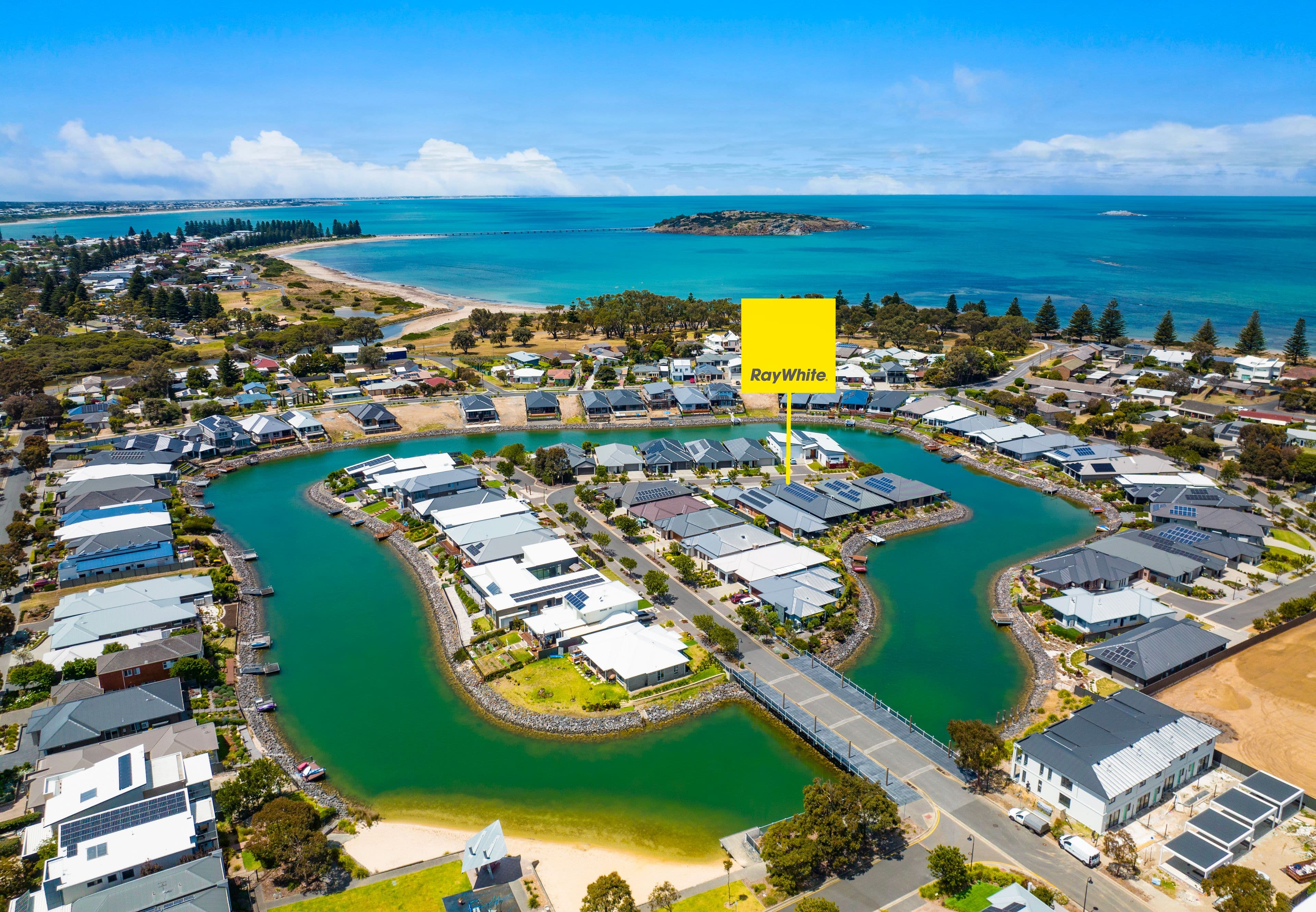 33 Central Drive, Victor Harbor SA 5211, Victor Harbor - Image 1