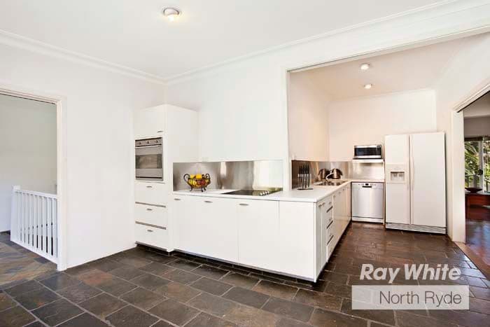 13 Dobson Crescent, RYDE NSW 2112, Ryde - Thumbnail 3
