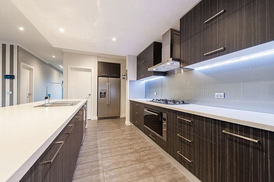 27 Thorngrove Avenue, Craigieburn VIC 3064, Craigieburn - Thumbnail 2