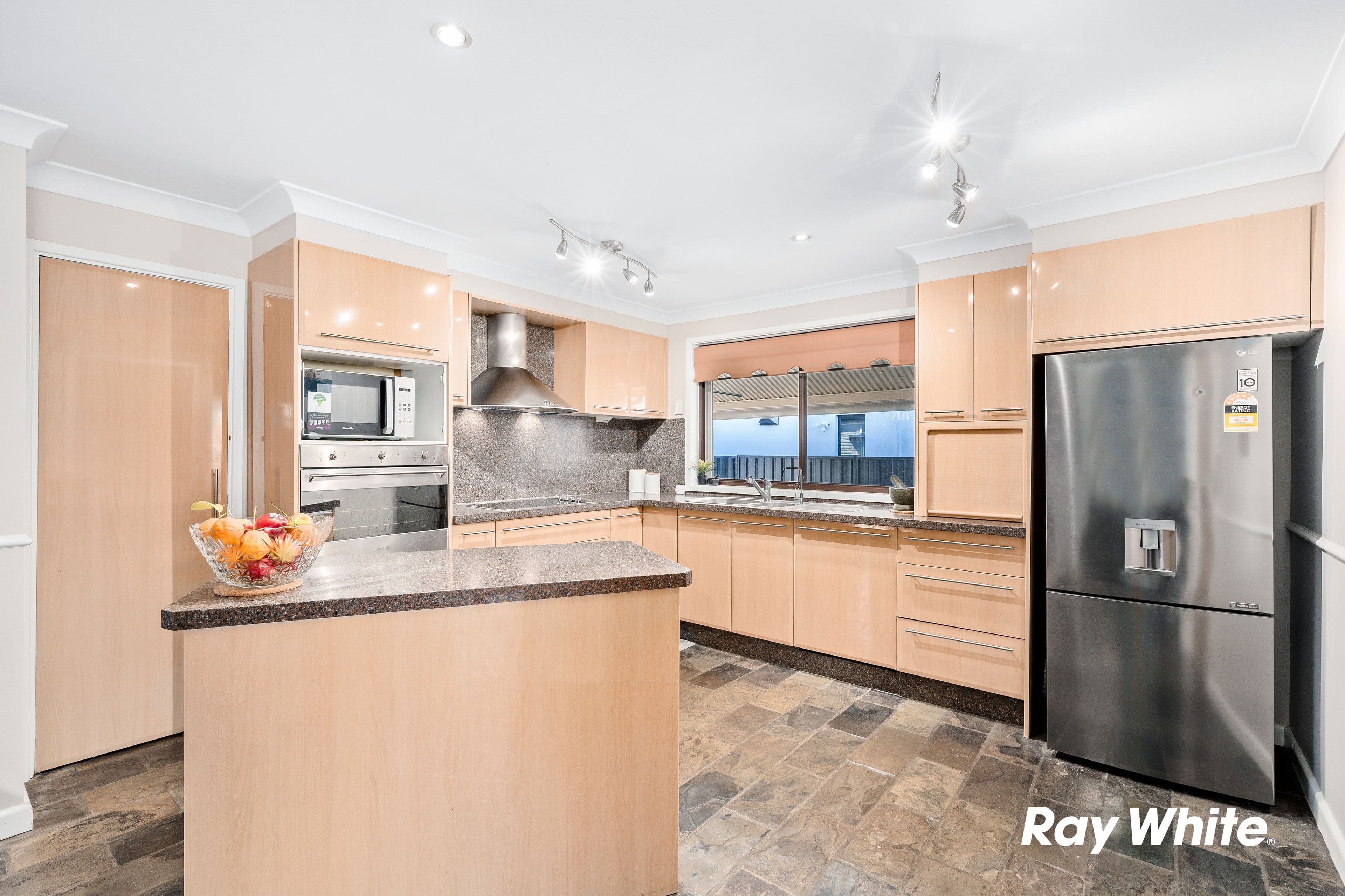 16 Arnott Road, Quakers Hill NSW 2763, Quakers Hill - Thumbnail 2